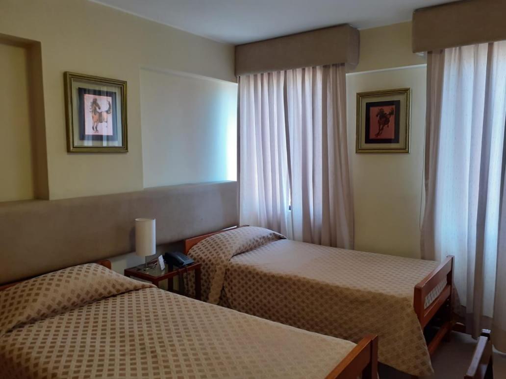 Hotel Melodia Lima Luaran gambar