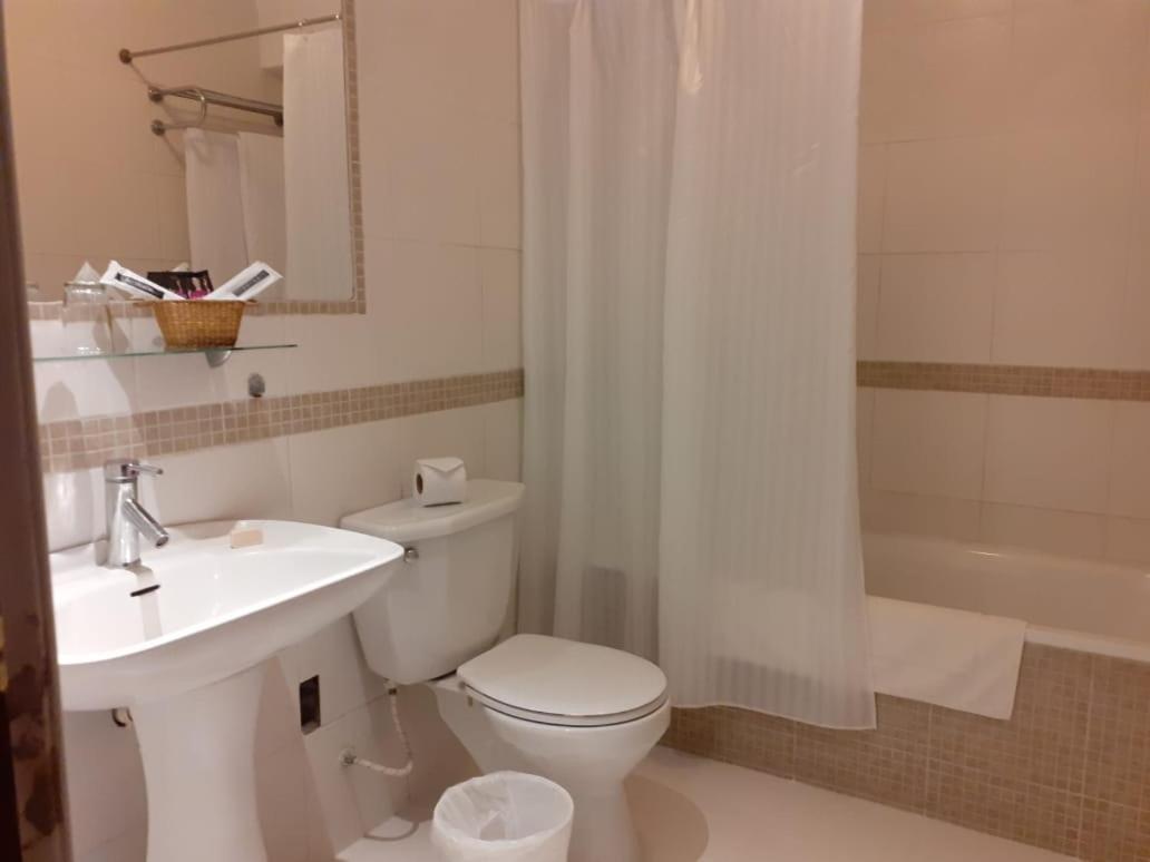 Hotel Melodia Lima Luaran gambar