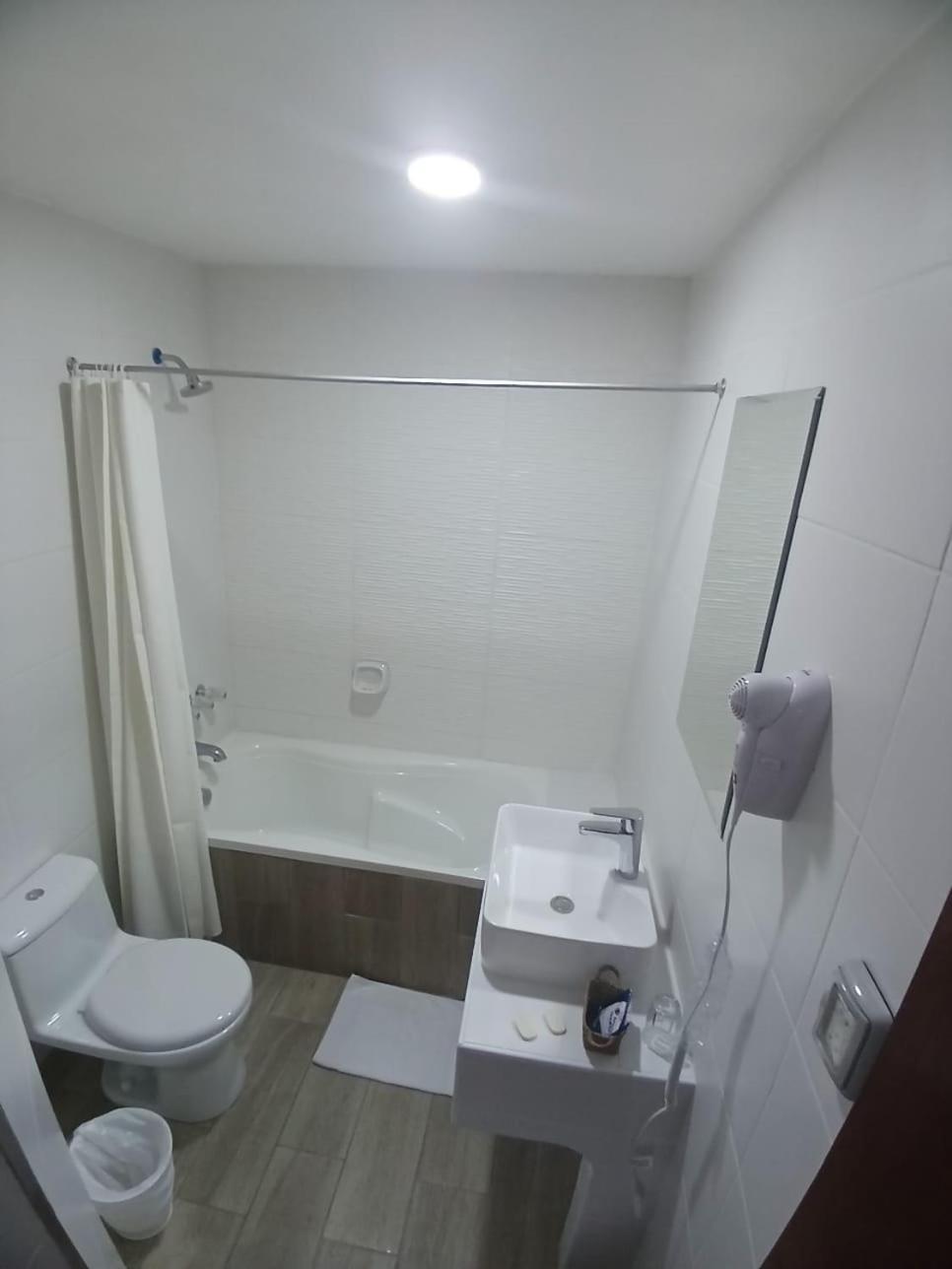 Hotel Melodia Lima Luaran gambar