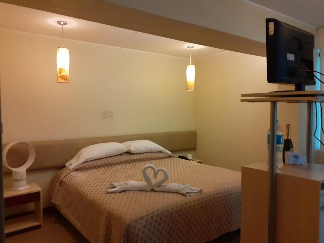 Hotel Melodia Lima Luaran gambar