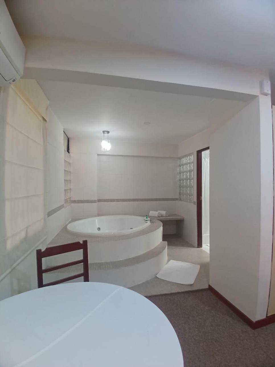 Hotel Melodia Lima Luaran gambar