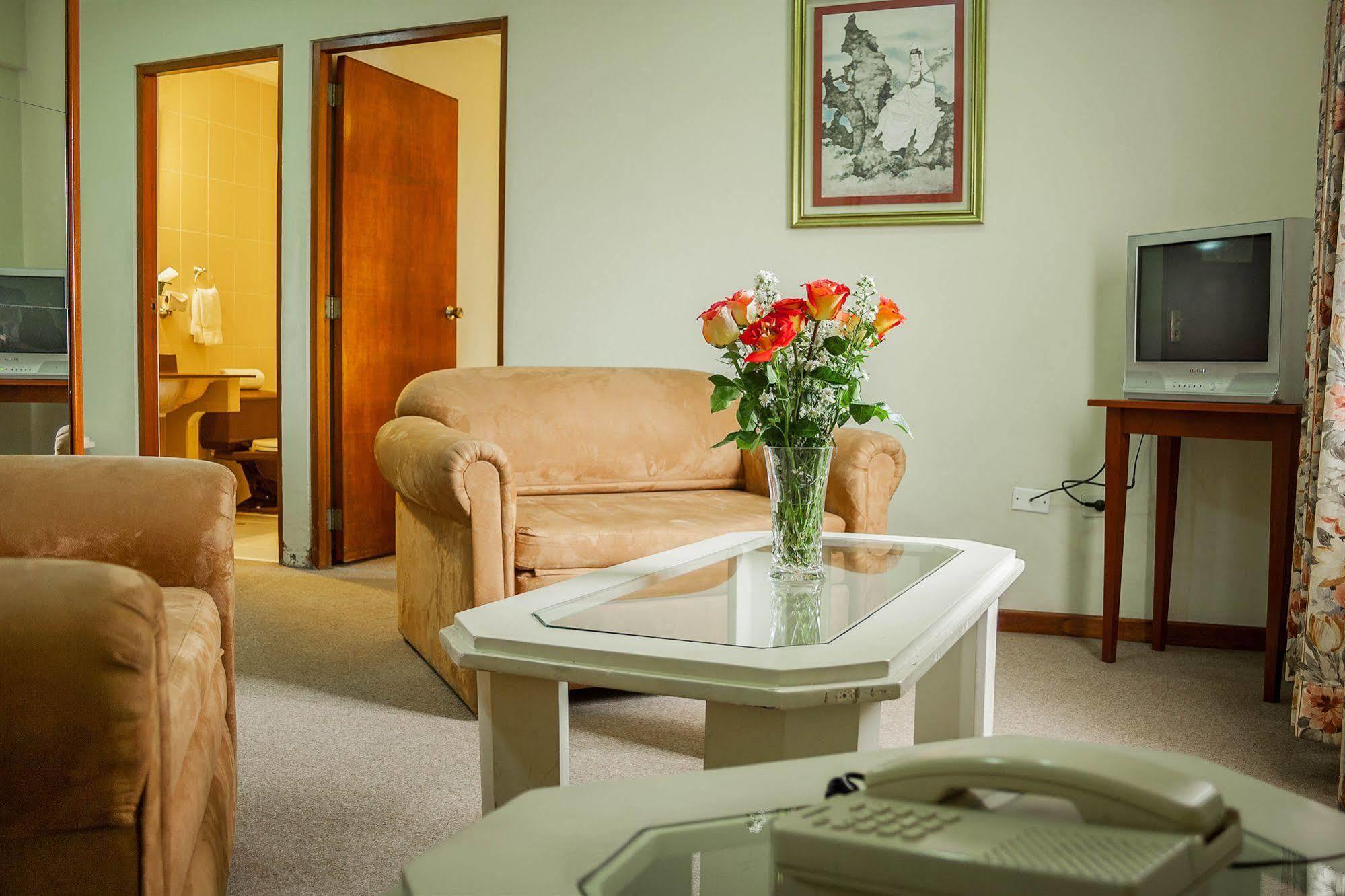 Hotel Melodia Lima Luaran gambar